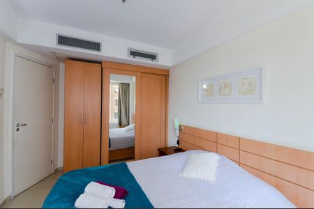 Apartamento à venda com 42m², 1 quarto e 1 vagaQuarto 