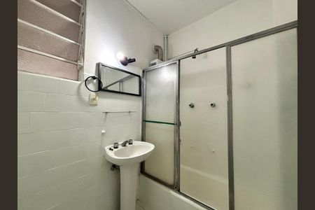 Apartamento para alugar com 38m², 1 quarto e sem vagaBanheiro Suíte