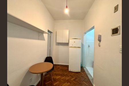 Apartamento para alugar com 38m², 1 quarto e sem vagaSala