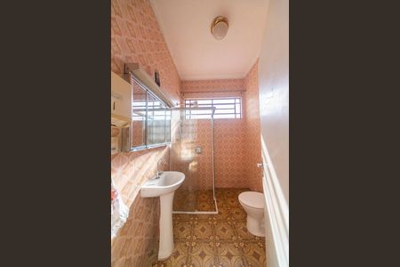 Casa à venda com 194m², 3 quartos e 1 vagaBanheiro Social