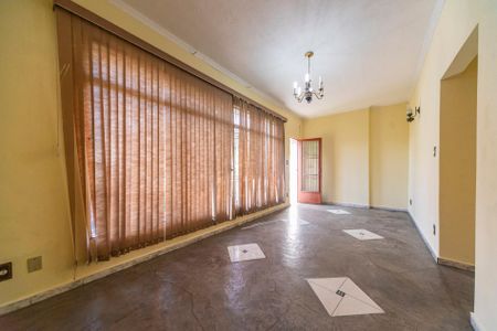 Casa à venda com 194m², 3 quartos e 1 vagaSala