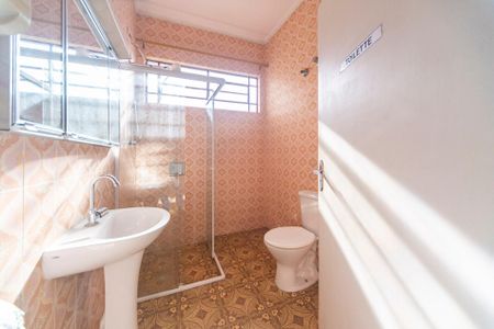 Casa à venda com 194m², 3 quartos e 1 vagaBanheiro Social