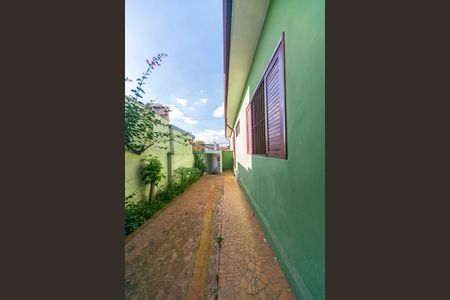 Casa à venda com 194m², 3 quartos e 1 vagaQuintal Lateral