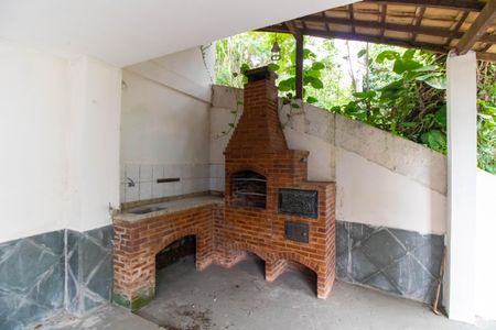 Casa de condomínio à venda com 206m², 2 quartos e 2 vagasÁrea externa