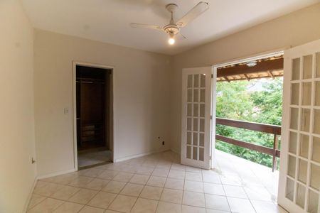 Casa de condomínio à venda com 206m², 2 quartos e 2 vagasSuíte 2