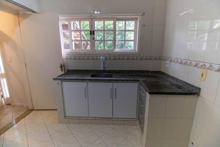 Casa de condomínio à venda com 206m², 2 quartos e 2 vagasCozinha