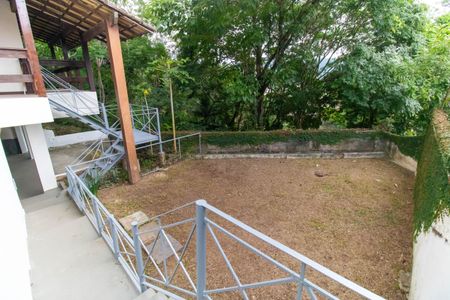 Casa de condomínio à venda com 206m², 2 quartos e 2 vagasÁrea externa