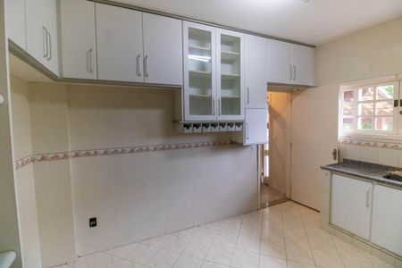 Casa de condomínio à venda com 206m², 2 quartos e 2 vagasCozinha