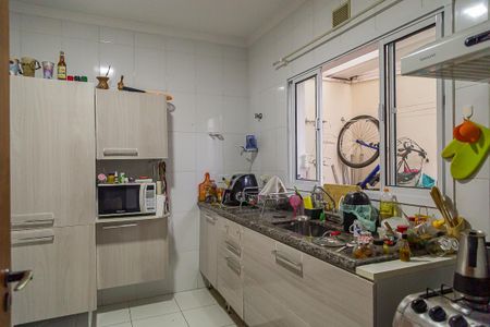 Casa de condomínio à venda com 172m², 3 quartos e 3 vagas Casa de condomínio à venda com 172m², 3 quartos e 3 vagasCozinha