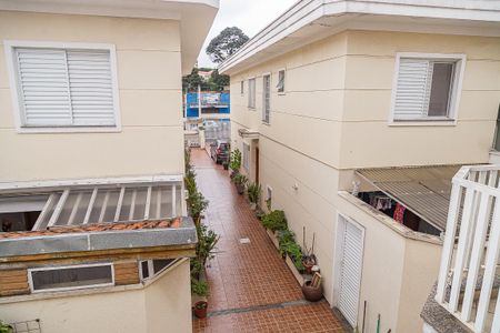 Casa de condomínio à venda com 172m², 3 quartos e 3 vagas Casa de condomínio à venda com 172m², 3 quartos e 3 vagasVista da Varanda da Suíte
