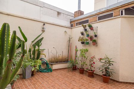 Casa de condomínio à venda com 172m², 3 quartos e 3 vagas Casa de condomínio à venda com 172m², 3 quartos e 3 vagasHall de Entrada