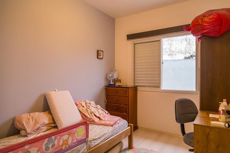 Casa de condomínio à venda com 172m², 3 quartos e 3 vagas Casa de condomínio à venda com 172m², 3 quartos e 3 vagasQuarto 2