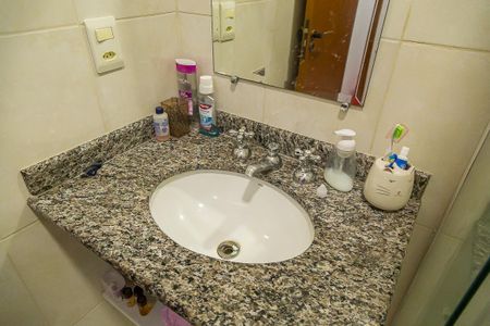 Casa de condomínio à venda com 172m², 3 quartos e 3 vagas Casa de condomínio à venda com 172m², 3 quartos e 3 vagasBanheiro Social - Pia