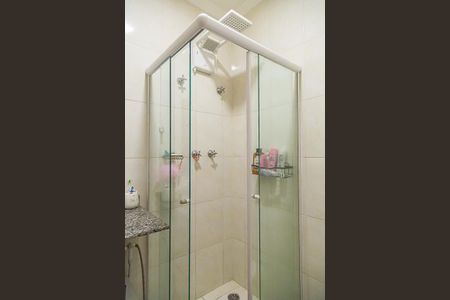 Casa de condomínio à venda com 172m², 3 quartos e 3 vagas Casa de condomínio à venda com 172m², 3 quartos e 3 vagasBanheiro Social