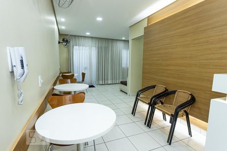 Apartamento à venda com 61m², 3 quartos e 1 vaga Apartamento à venda com 61m², 3 quartos e 1 vagaÁrea comum - Salão de festas
