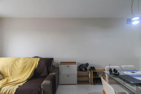 Apartamento à venda com 61m², 3 quartos e 1 vaga Apartamento à venda com 61m², 3 quartos e 1 vagaSala