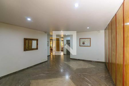 Apartamento à venda com 245m², 3 quartos e 3 vagasÁrea comum