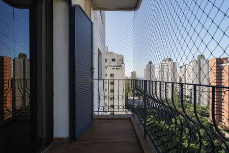 Apartamento à venda com 245m², 3 quartos e 3 vagasSuíte 1