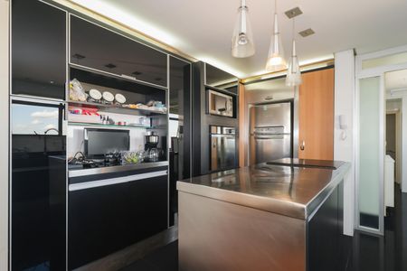 Apartamento à venda com 245m², 3 quartos e 3 vagasCozinha