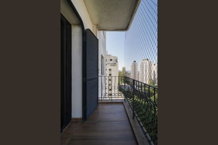 Apartamento à venda com 245m², 3 quartos e 3 vagasSuíte 1