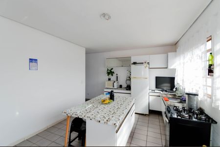 Casa à venda com 216m², 2 quartos e 2 vagasCozinha - Casa 2