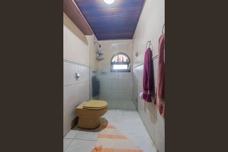 Casa à venda com 430m², 3 quartos e 2 vagas Casa à venda com 430m², 3 quartos e 2 vagasBanheiro Social