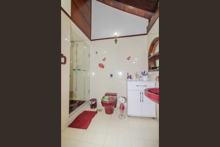 Casa à venda com 430m², 3 quartos e 2 vagas Casa à venda com 430m², 3 quartos e 2 vagasBanheiro da Suíte