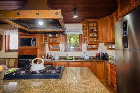 Casa à venda com 430m², 3 quartos e 2 vagas Casa à venda com 430m², 3 quartos e 2 vagasCozinha