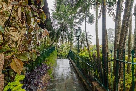 Casa à venda com 430m², 3 quartos e 2 vagas Casa à venda com 430m², 3 quartos e 2 vagasÁrea Externa