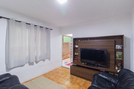 Casa à venda com 210m², 2 quartos e 2 vagas Casa à venda com 210m², 2 quartos e 2 vagasSala