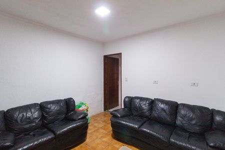 Casa à venda com 210m², 2 quartos e 2 vagas Casa à venda com 210m², 2 quartos e 2 vagasSala