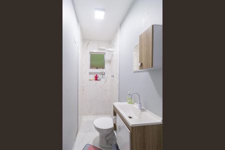 Casa à venda com 210m², 2 quartos e 2 vagas Casa à venda com 210m², 2 quartos e 2 vagasBanheiro