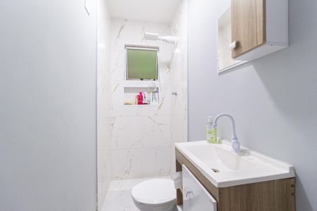 Casa à venda com 210m², 2 quartos e 2 vagas Casa à venda com 210m², 2 quartos e 2 vagasBanheiro