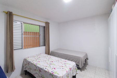 Casa à venda com 210m², 2 quartos e 2 vagas Casa à venda com 210m², 2 quartos e 2 vagasQuarto