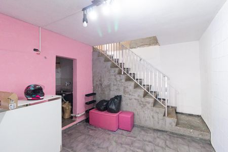 Casa à venda com 210m², 2 quartos e 2 vagas Casa à venda com 210m², 2 quartos e 2 vagasGaragem