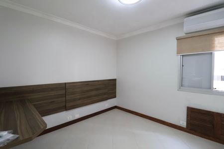 Apartamento para alugar com 196m², 4 quartos e 2 vagas Apartamento para alugar com 196m², 4 quartos e 2 vagas Suíte 3