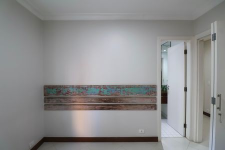 Apartamento para alugar com 196m², 4 quartos e 2 vagas Apartamento para alugar com 196m², 4 quartos e 2 vagas Suíte 2