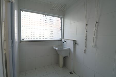 Apartamento para alugar com 196m², 4 quartos e 2 vagas Apartamento para alugar com 196m², 4 quartos e 2 vagasÁrea de Serviço