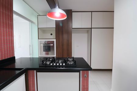 Apartamento para alugar com 196m², 4 quartos e 2 vagas Apartamento para alugar com 196m², 4 quartos e 2 vagasCozinha