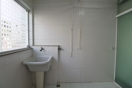 Apartamento para alugar com 196m², 4 quartos e 2 vagas Apartamento para alugar com 196m², 4 quartos e 2 vagasÁrea de Serviço