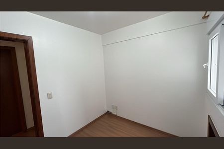 Apartamento à venda com 110m², 4 quartos e 2 vagas Apartamento à venda com 110m², 4 quartos e 2 vagasQuarto 3