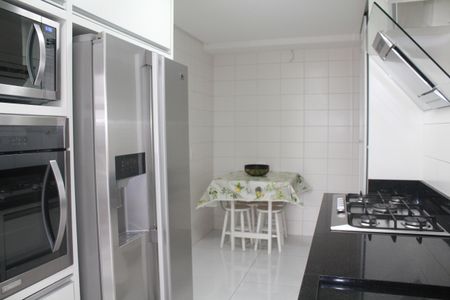 Apartamento à venda com 115m², 3 quartos e 2 vagasCozinha