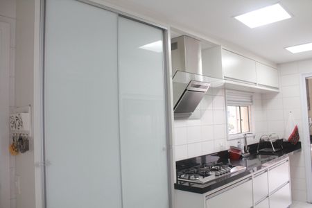 Apartamento à venda com 115m², 3 quartos e 2 vagasCozinha