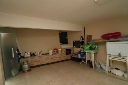 Casa à venda com 600m², 4 quartos e 2 vagasQuarto de Serviço