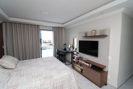 Casa à venda com 600m², 4 quartos e 2 vagasSuíte 1