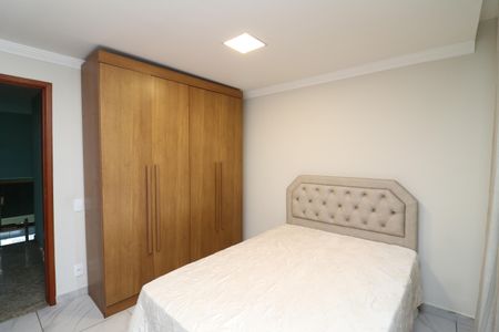 Casa à venda com 600m², 4 quartos e 2 vagasQuarto 1