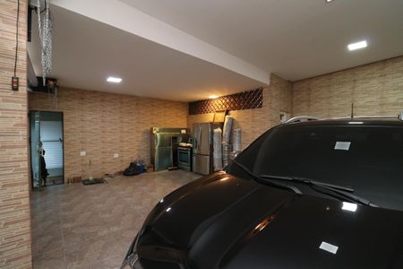 Casa à venda com 600m², 4 quartos e 2 vagasGaragem