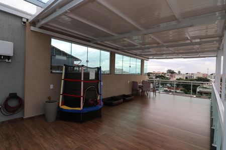 Casa à venda com 600m², 4 quartos e 2 vagasÁrea externa