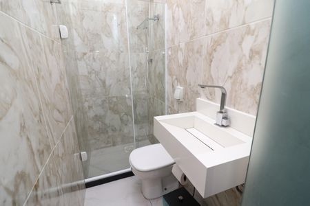 Casa à venda com 600m², 4 quartos e 2 vagasBanheiro de serviço 1