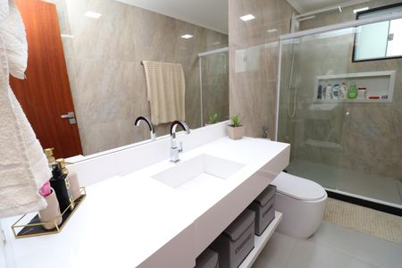 Casa à venda com 600m², 4 quartos e 2 vagasBanheiro Social